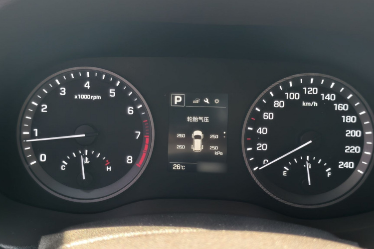 Hyundai Tucson 2017 صورة سيارة #20