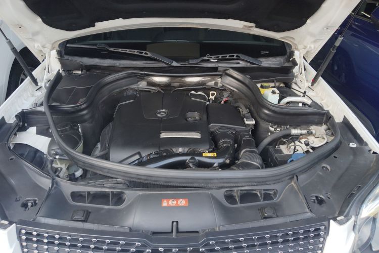 Mercedes-Benz GLK Class 2015 car image #20