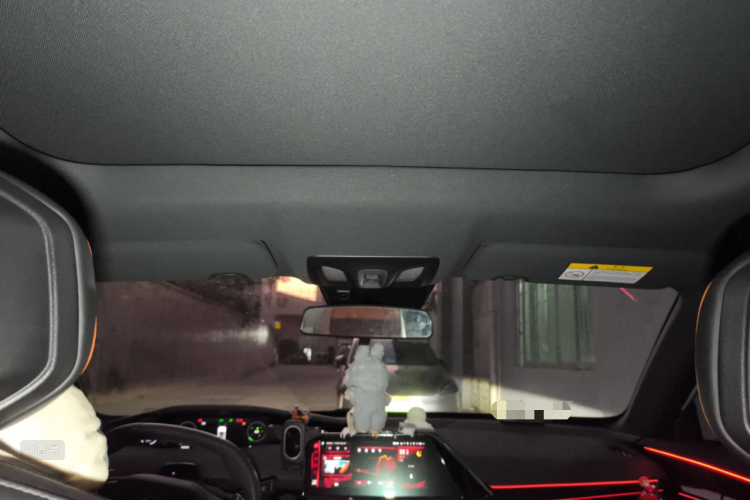 Changan UNI-V 2022 immagine di auto #20