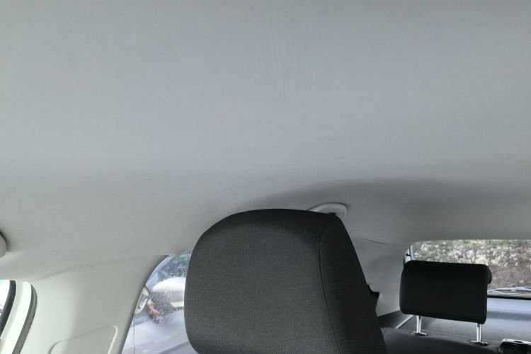 Volkswagen Polo 2017 car image #20