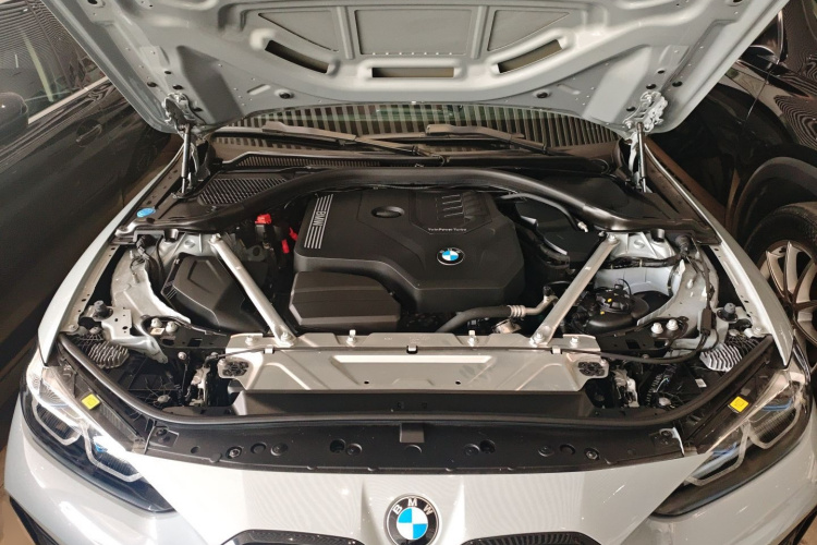 BMW 4 Series 2023 car image #20