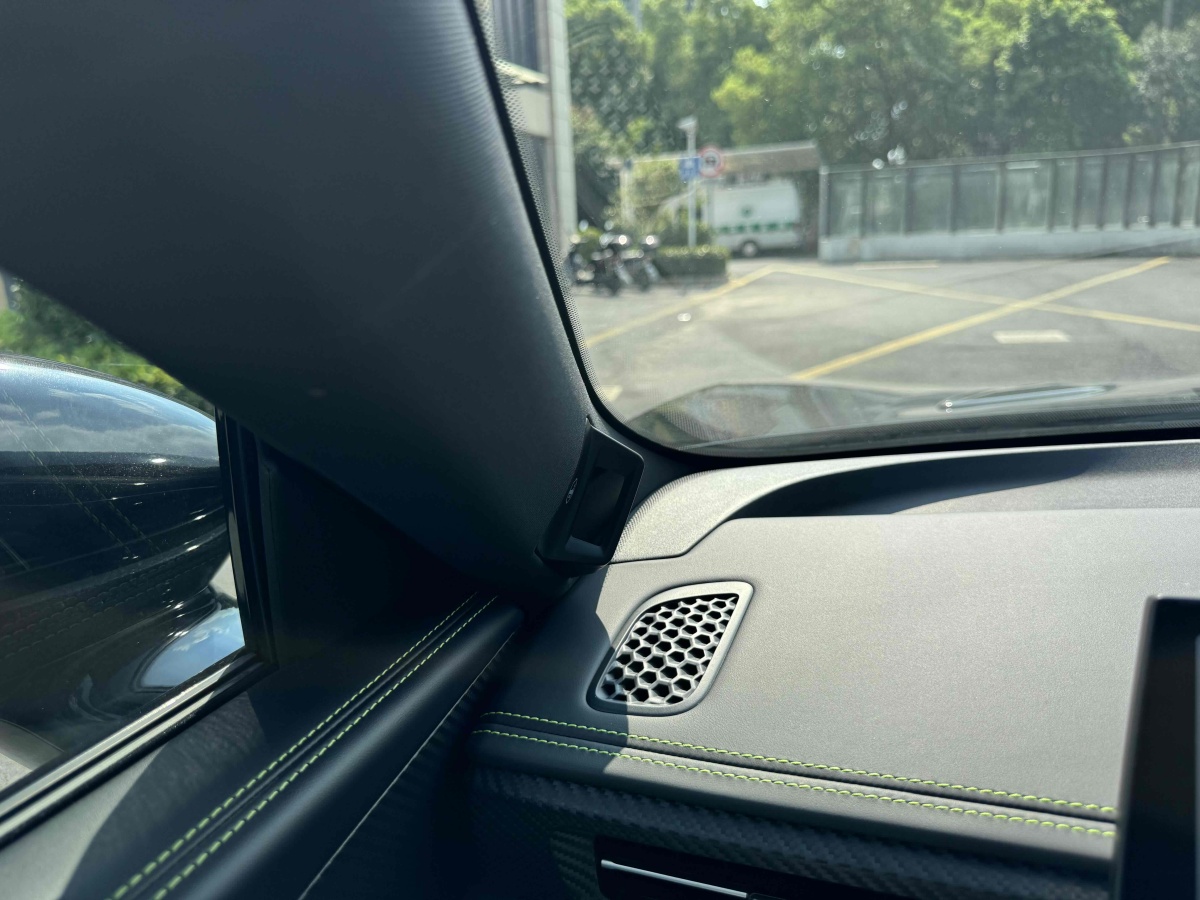 哪吒汽车 哪吒GT 2023 汽车图片 #20