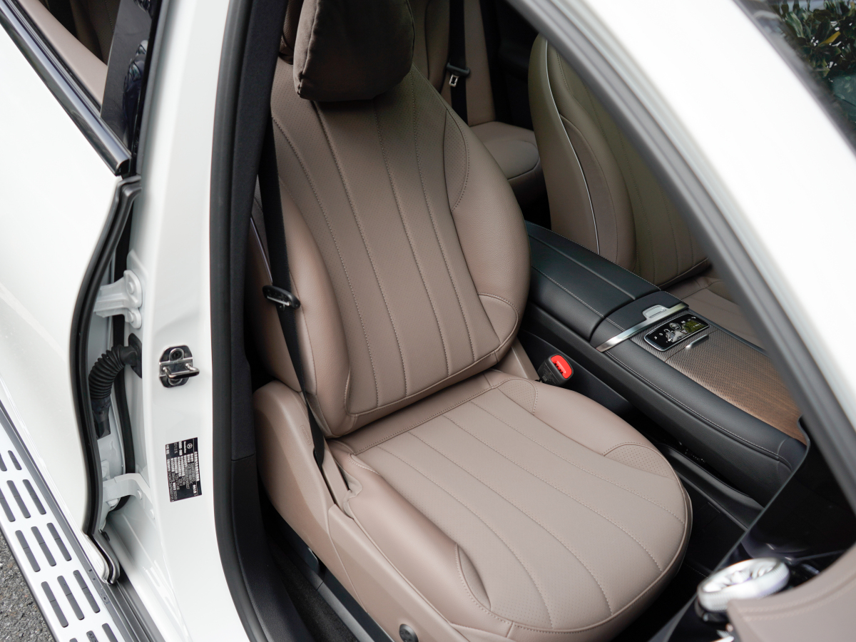 Mercedes-Benz EQE SUV 2025 #20 Mercedes-Benz EQE SUV 2025 car image #20