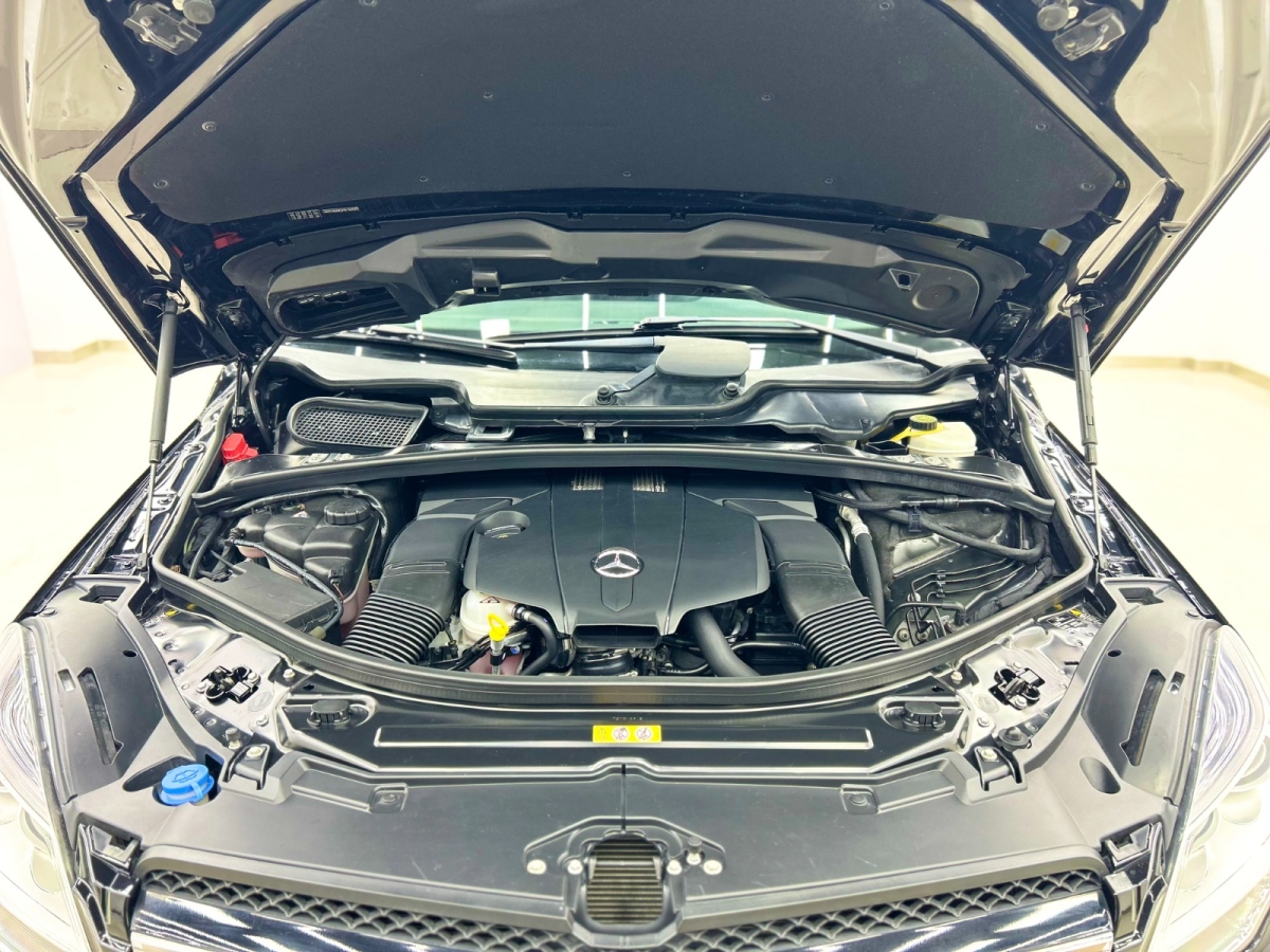 Mercedes-Benz R Class 2015 #20 Mercedes-Benz R Class 2015 car image #20