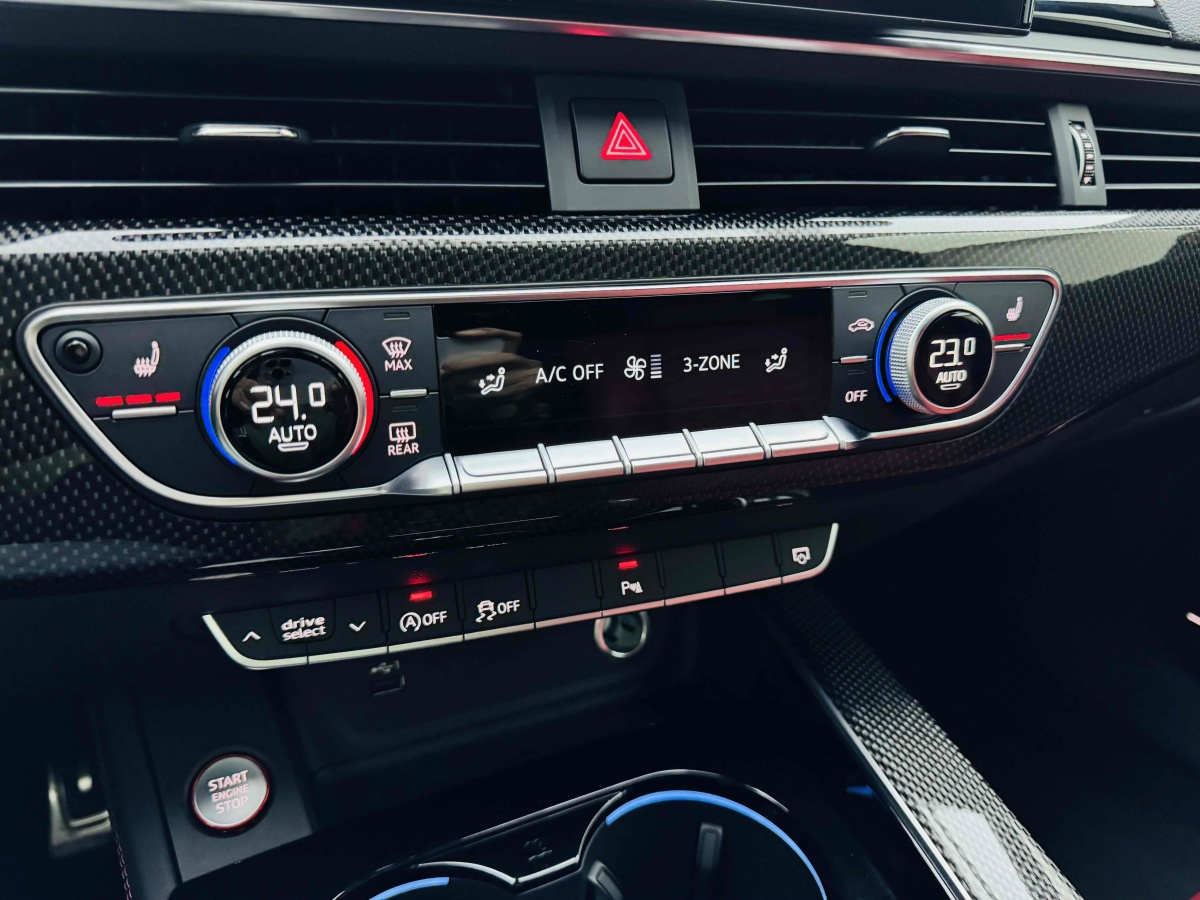 Audi S4 2023 car image #20