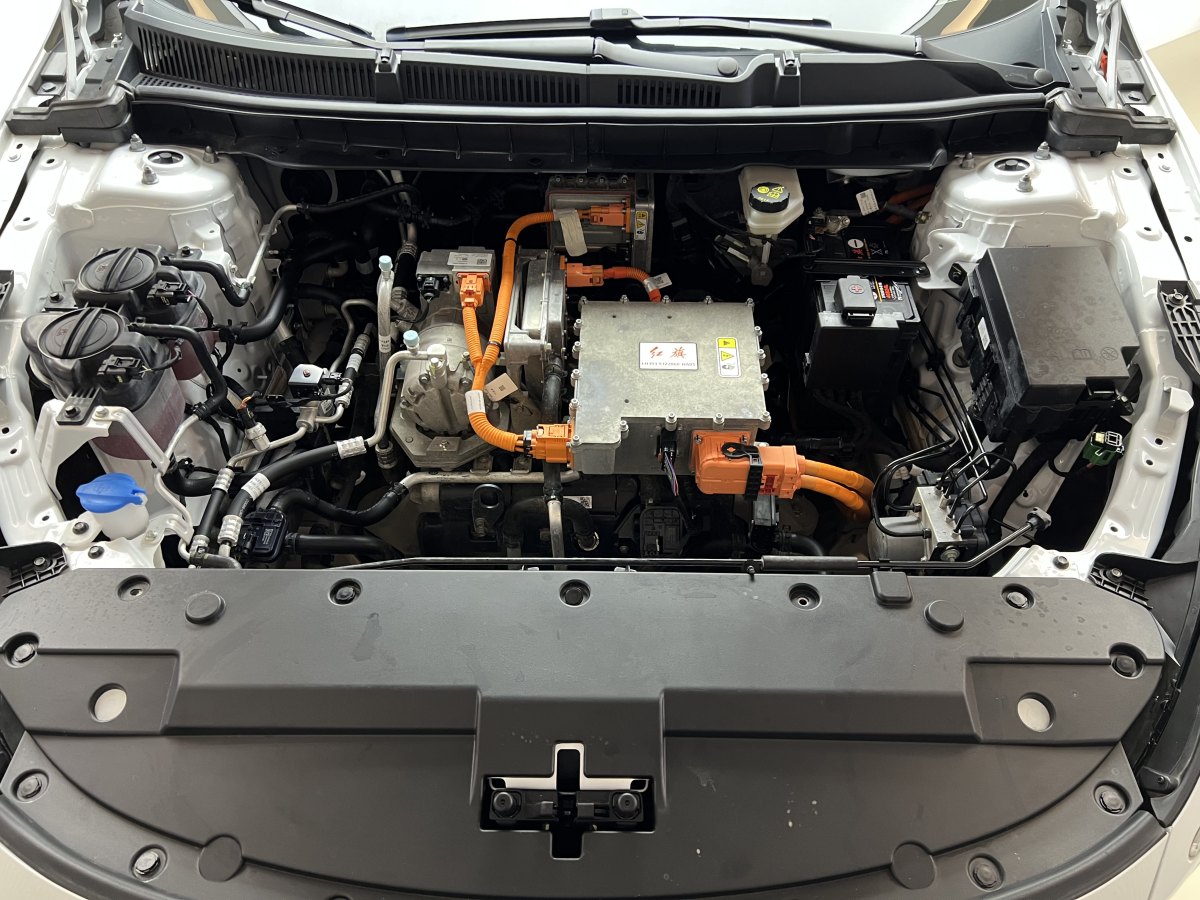 HongQi E-QM5 2024 #20 HongQi E-QM5 2024 car image #20