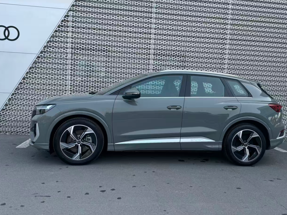 Audi Q4 e-tron 2024 #20 Audi Q4 e-tron 2024 imagen de coche #20