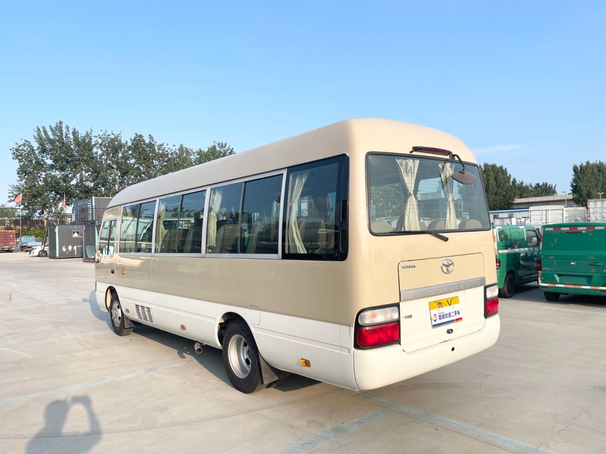 Toyota Coaster 2015 #20 Toyota Coaster 2015 imagen de coche #20