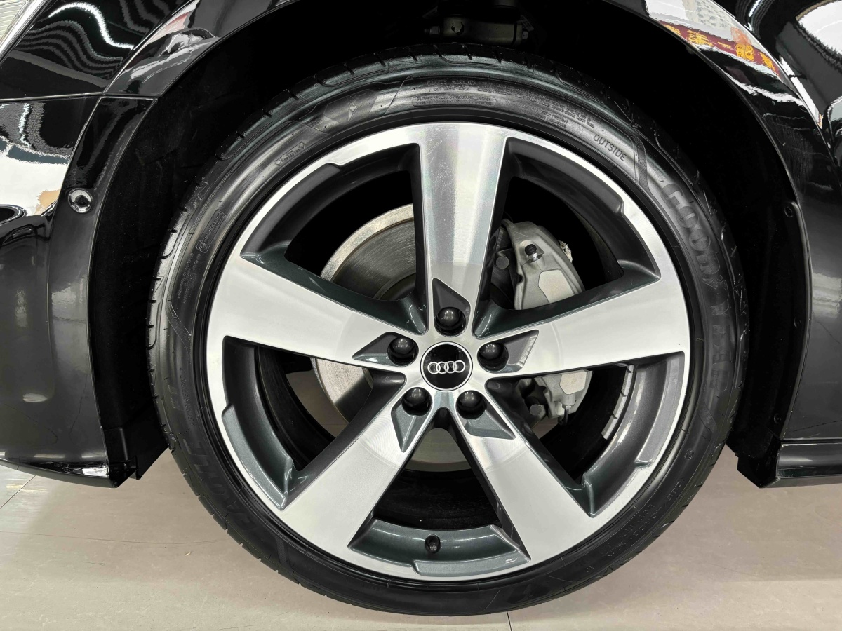 Audi A6 2024 immagine di auto #20