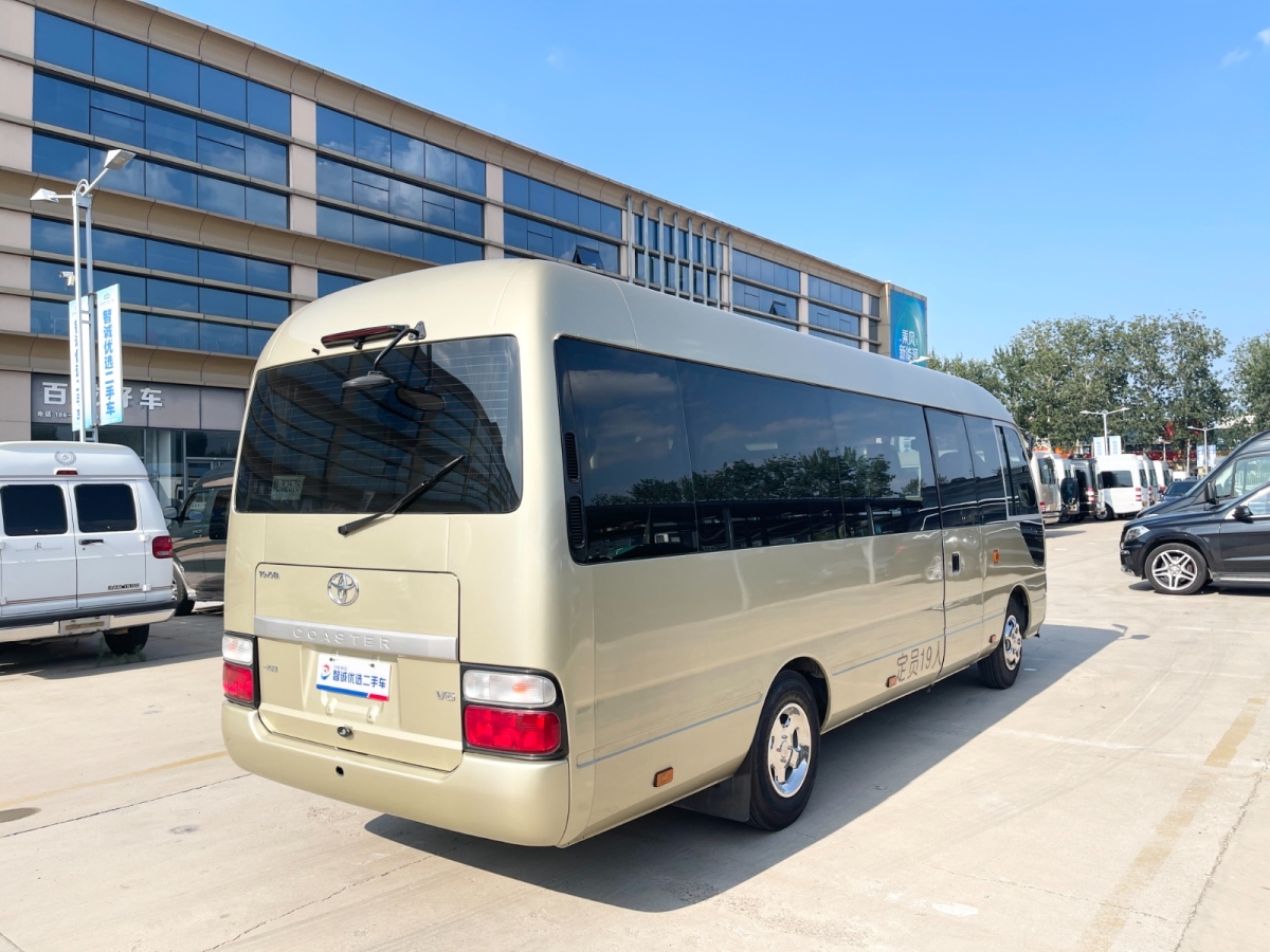 Toyota Coaster 2018 #20 Toyota Coaster 2018 imagen de coche #20