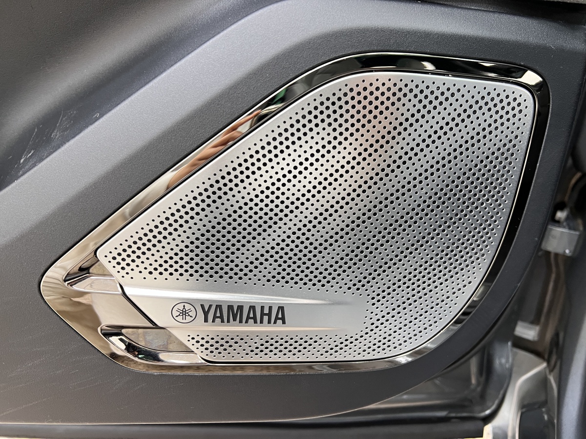 极氪 极氪001 FR 2023 汽车图片 #20