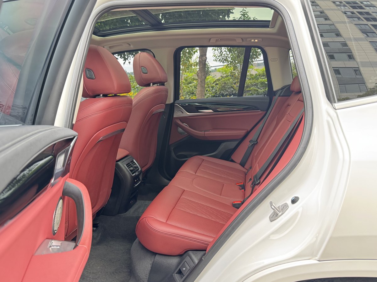 BMW X3 M 2023 immagine di auto #20