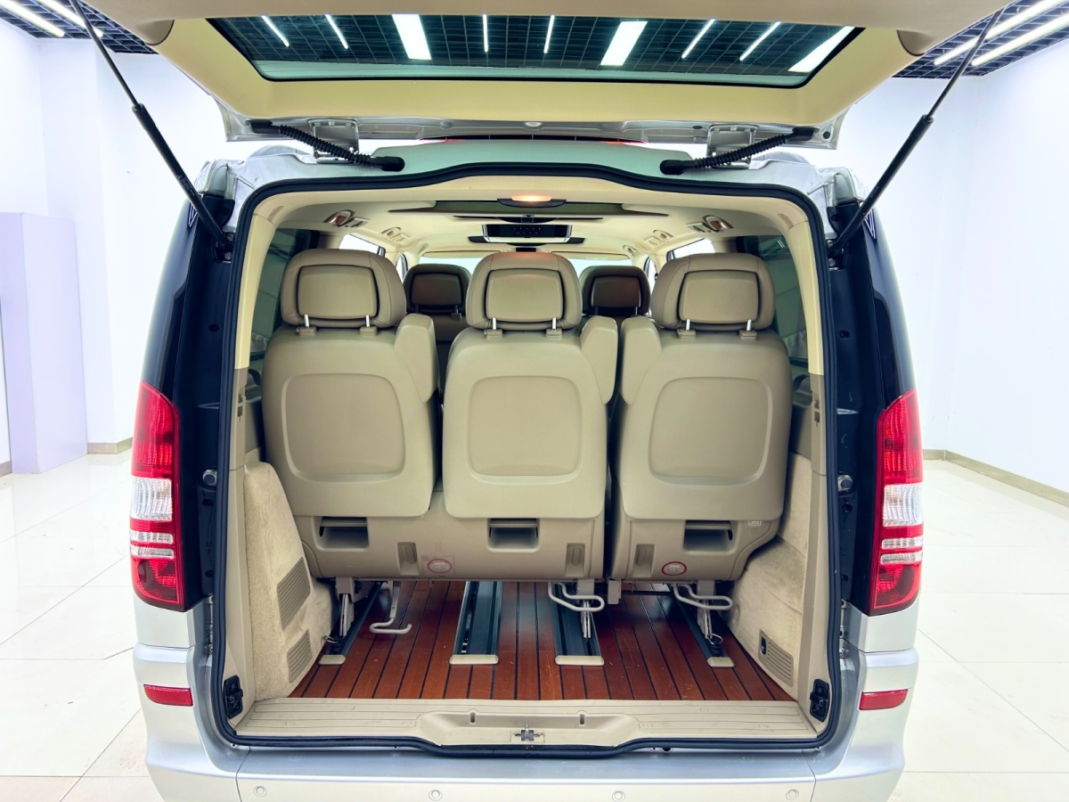 Mercedes-Benz Viano (Imported) 2014 car image #20