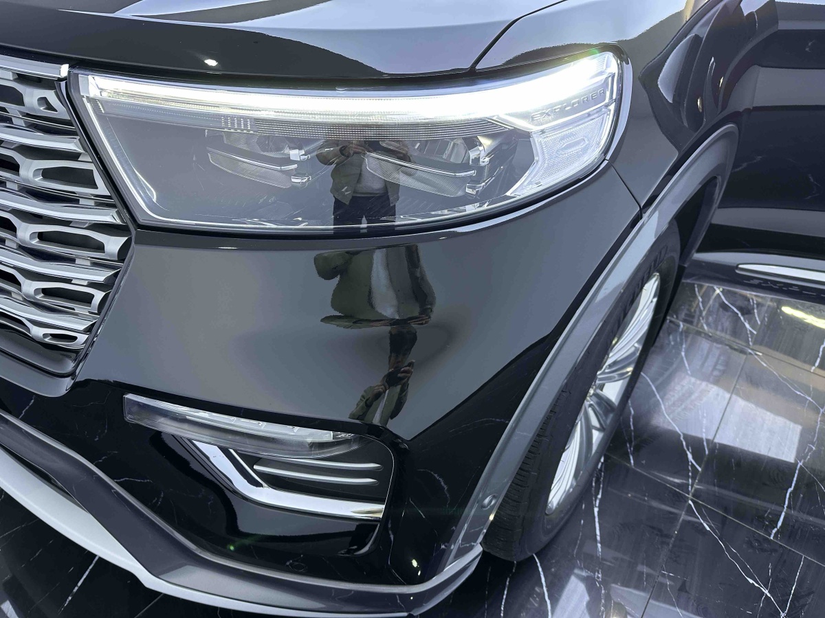 Ford Explorer 2021 immagine di auto #20