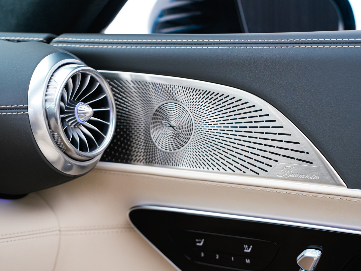 Mercedes-Benz SL Class 2025 car image #20