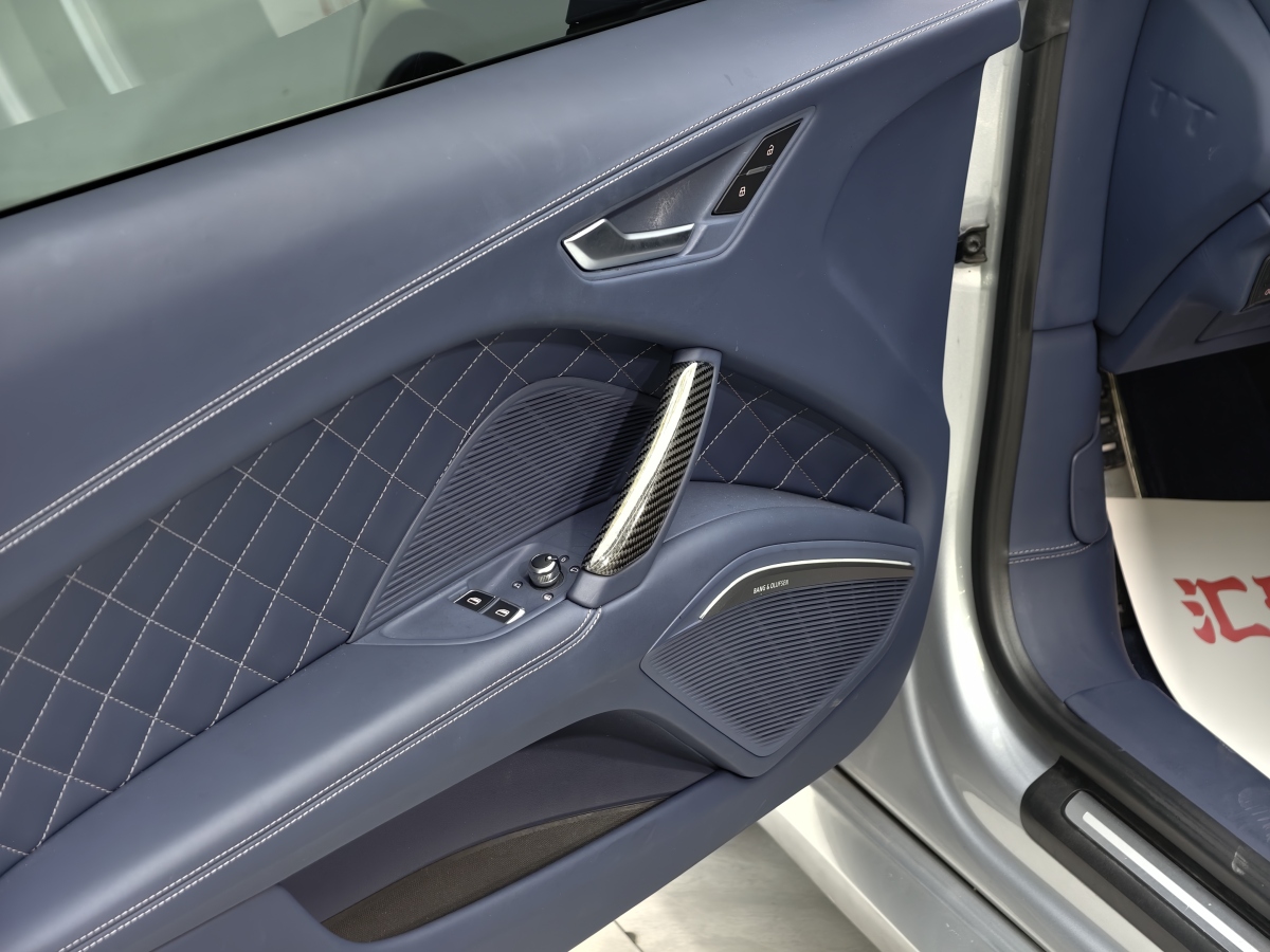 Audi TTS 2019 imagem de carro #20