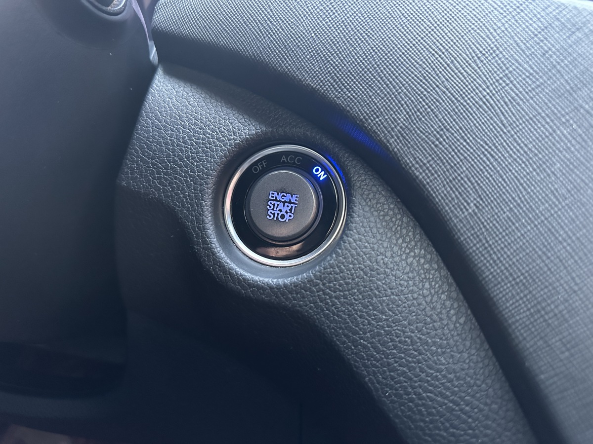 Hyundai Santa Fe 2018 car image #20