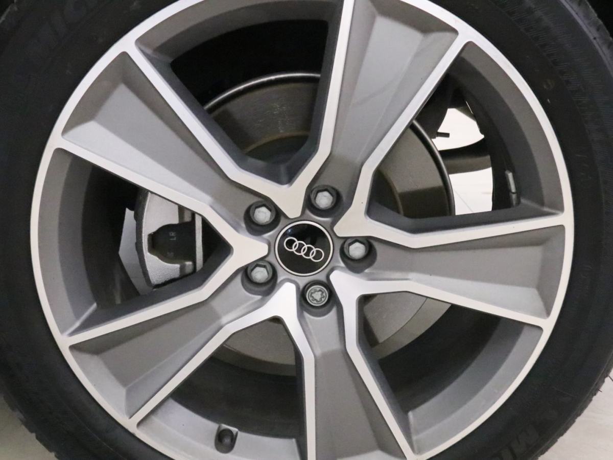 Audi Q5L 2021 car image #20