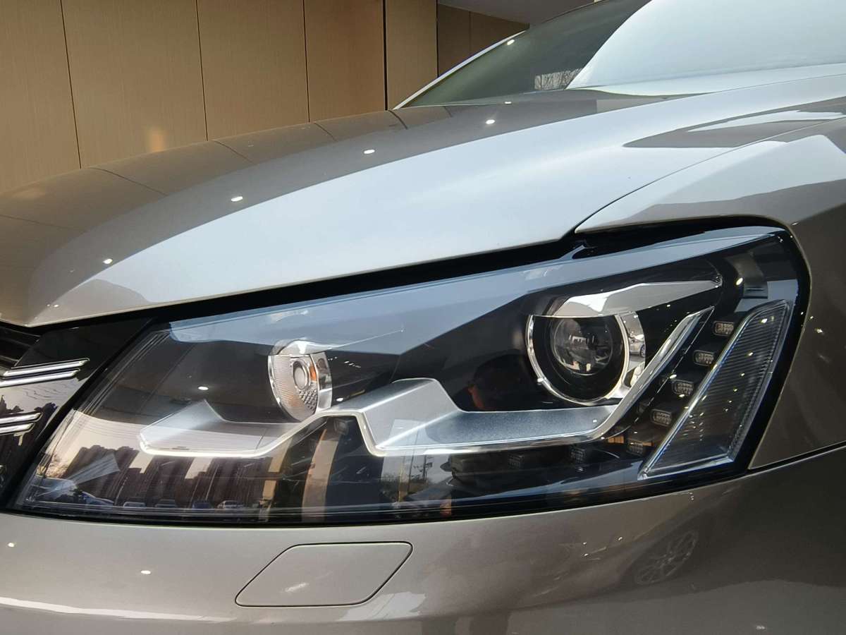 Volkswagen Passat 2016 car image #20