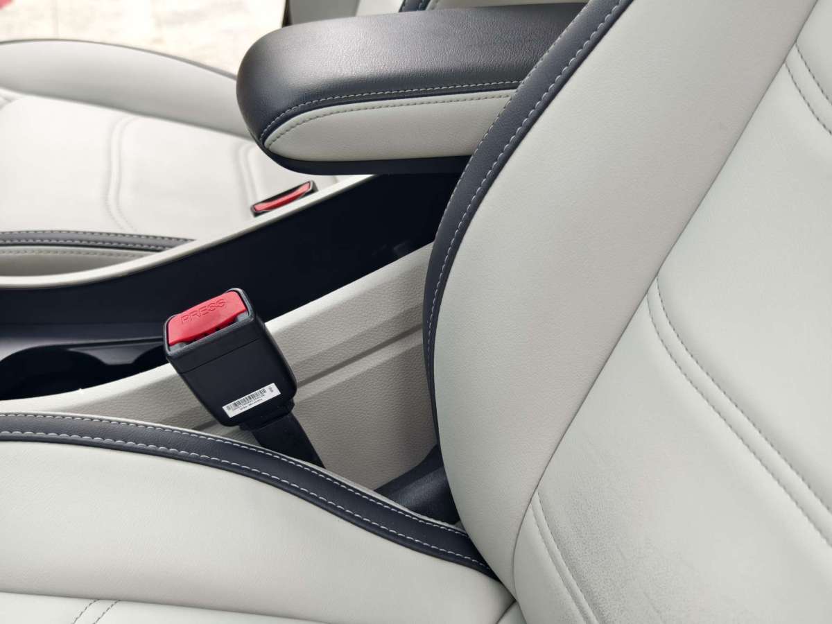 BYD Yuan Pro 2021 #20 BYD Yuan Pro 2021 car image #20