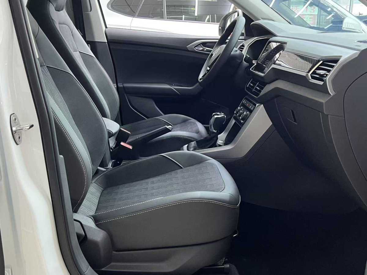 Volkswagen T-Cross 2021 #20 Volkswagen T-Cross 2021 car image #20
