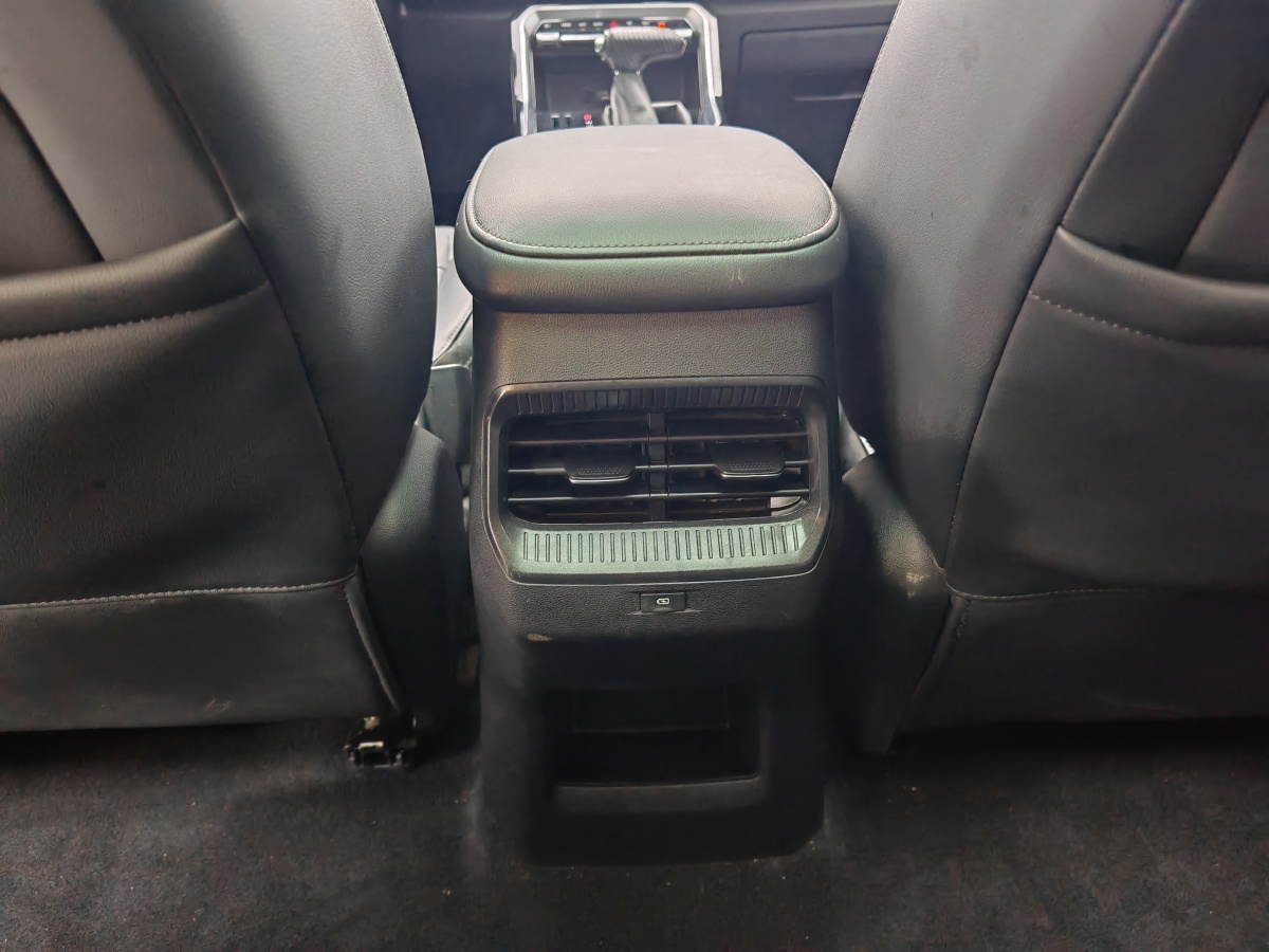 Wuling Asta 2022 #20 Wuling Asta 2022 صورة سيارة #20