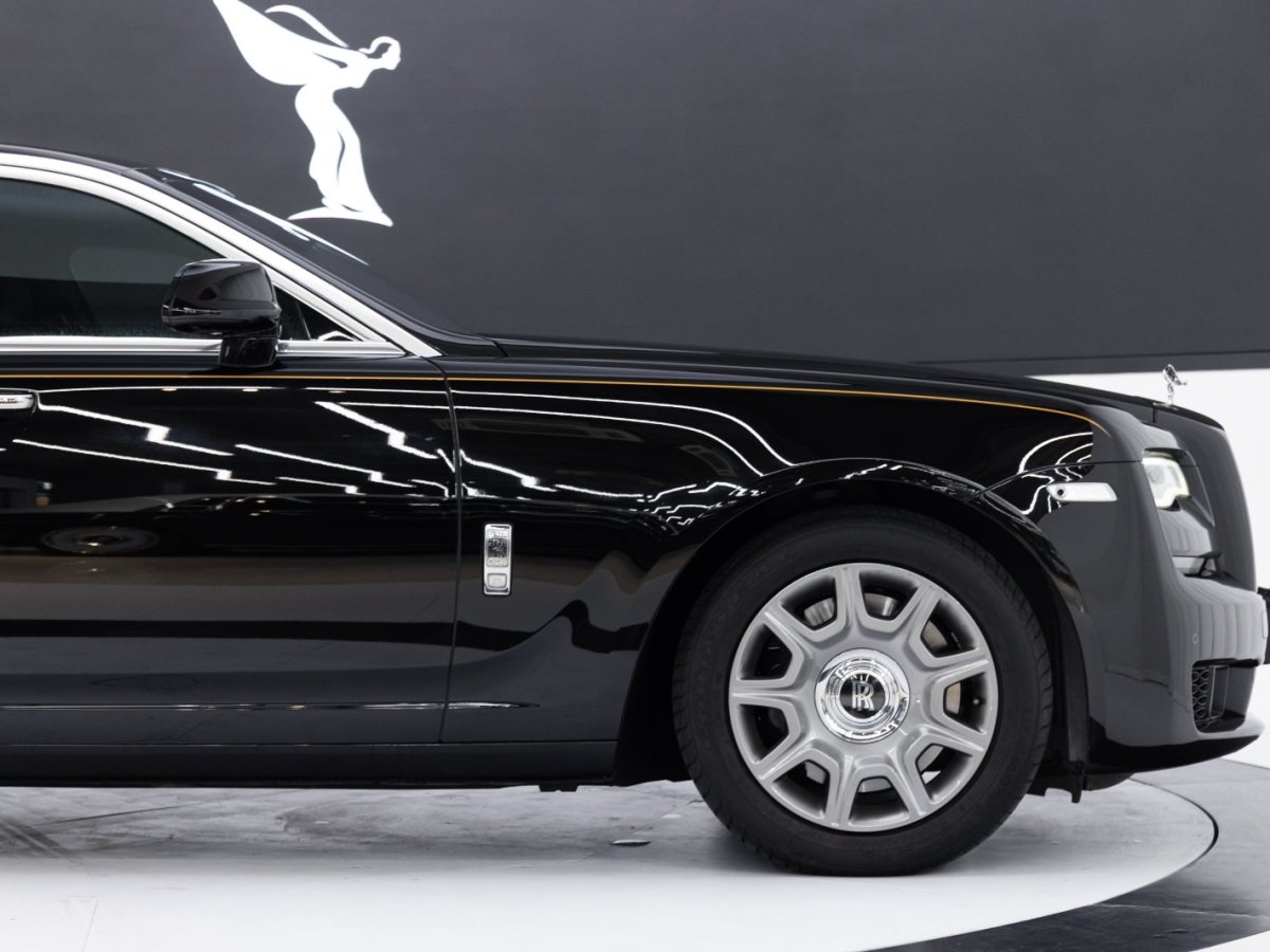 劳斯莱斯 古思特 2018 汽车图片 #20