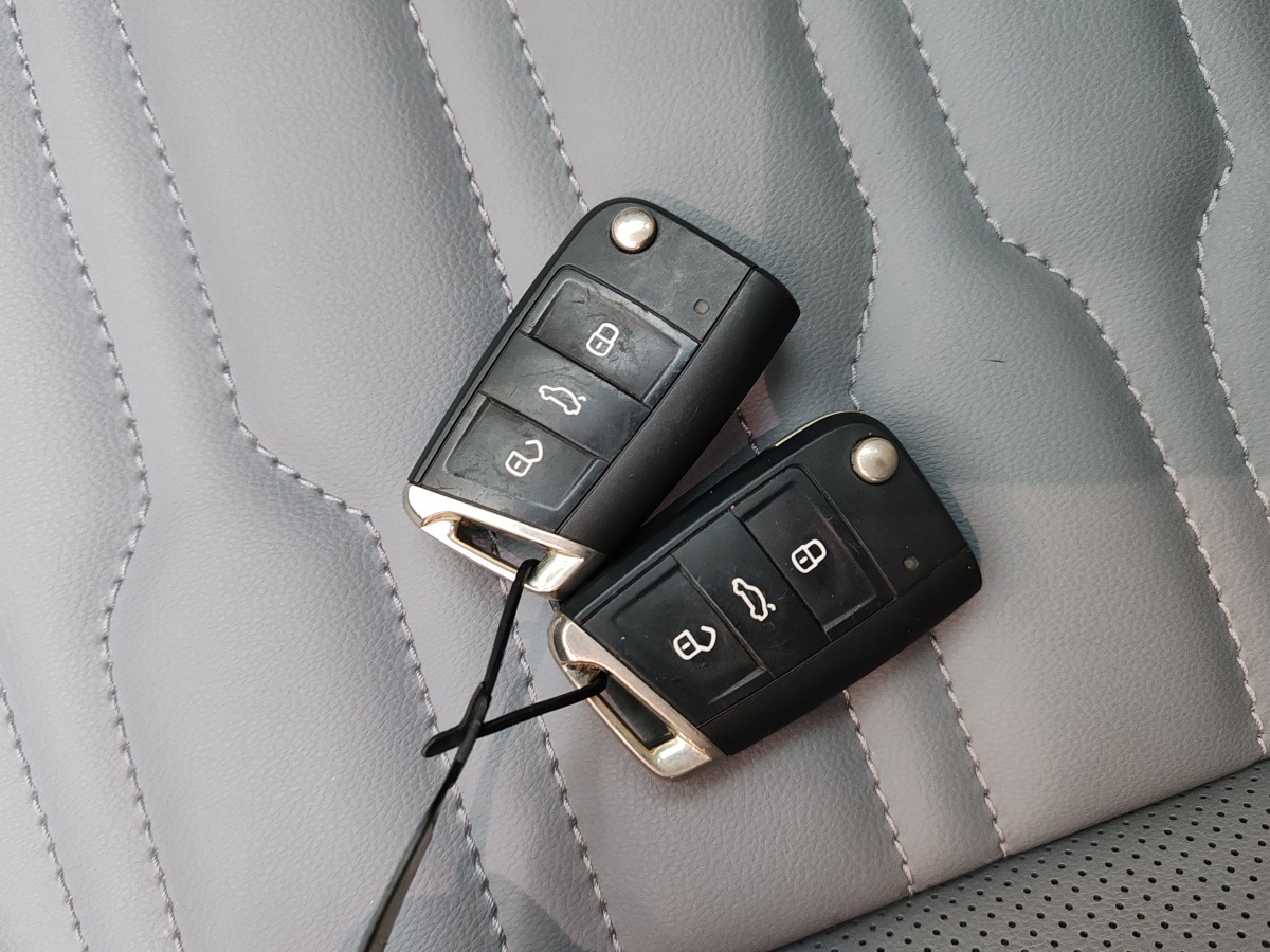 Volkswagen Tiguan X 2022 car image #20