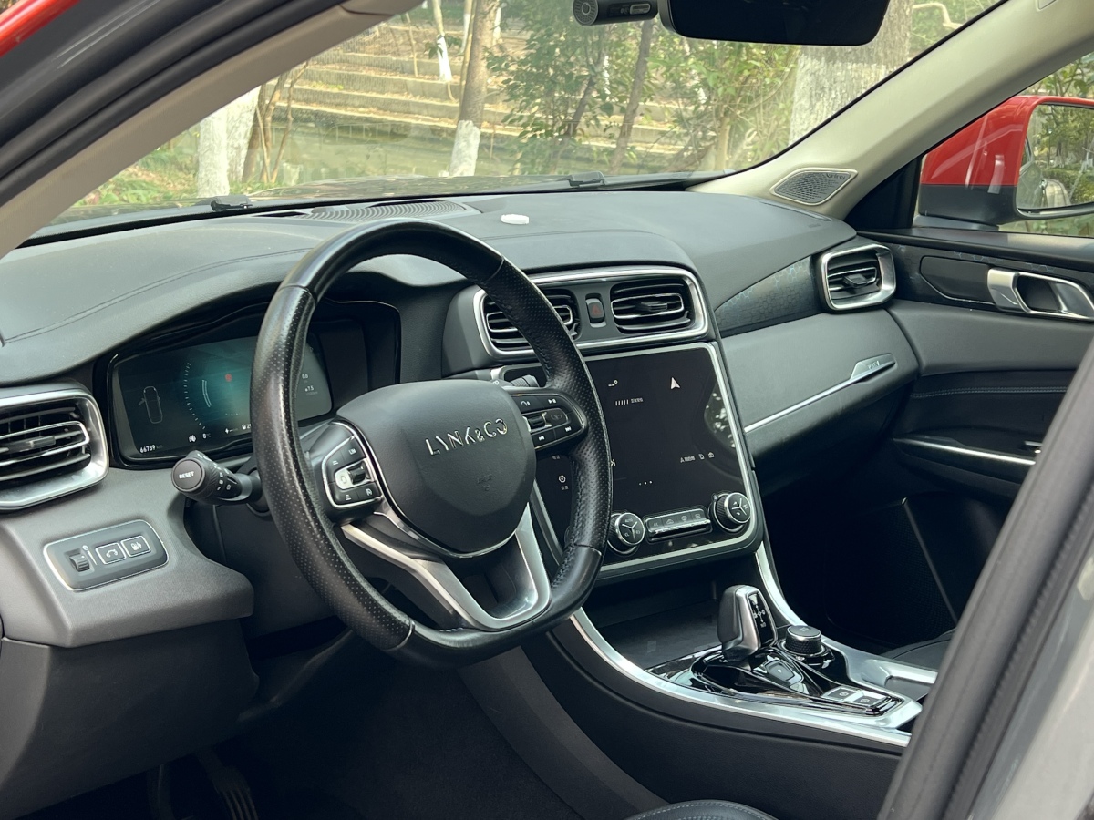 Lynk & Co 01 EM-P 2018 #20 Lynk & Co 01 EM-P 2018 car image #20
