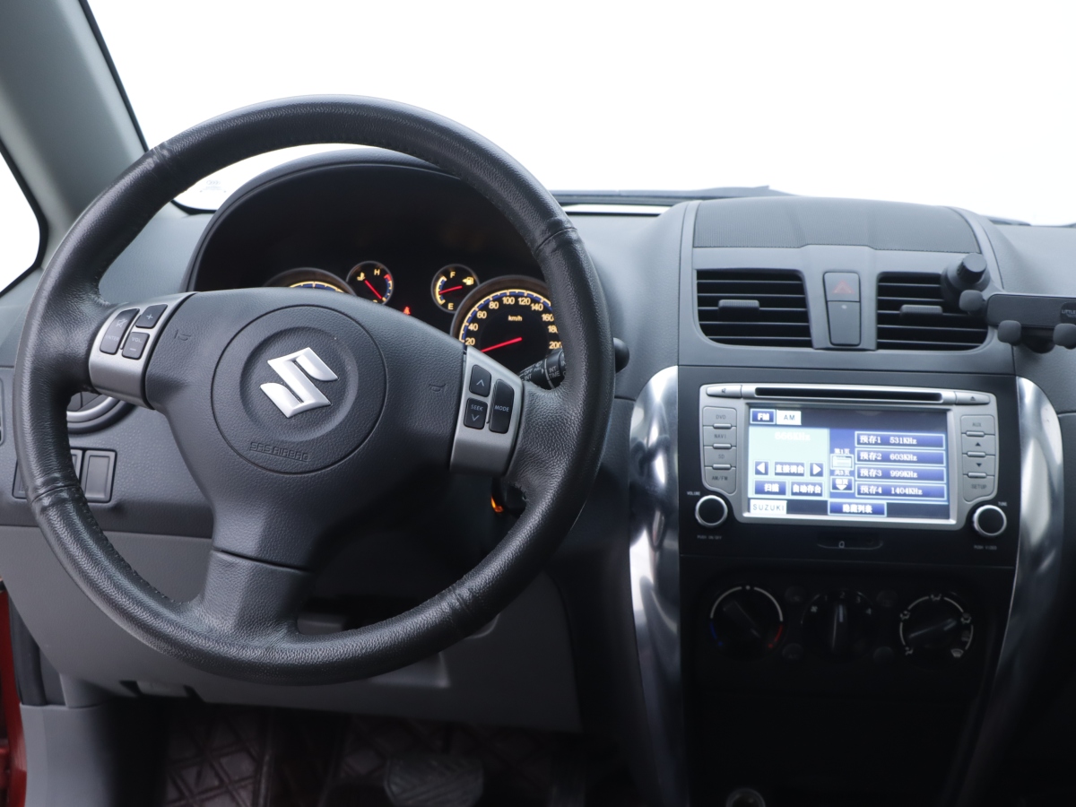 铃木 天语 SX4 2011 汽车图片 #20