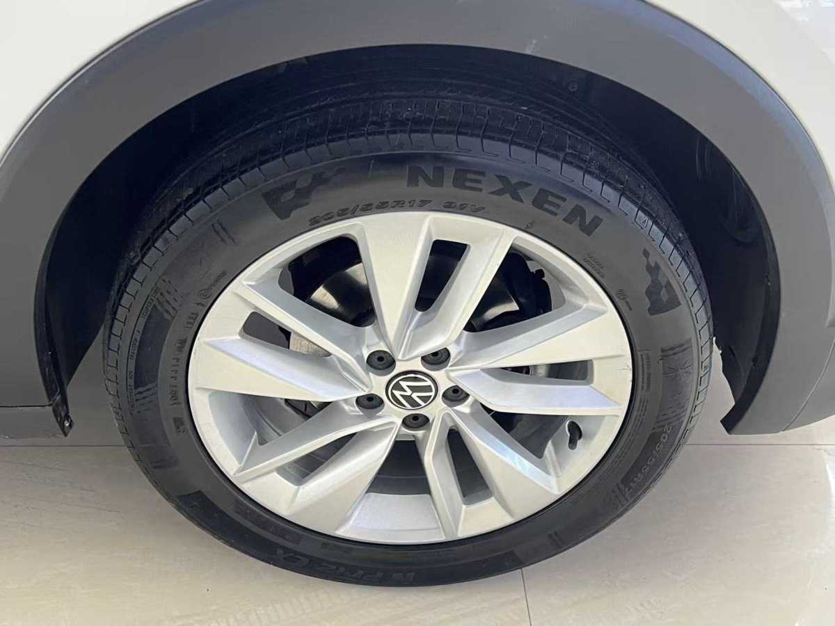 Volkswagen T-Cross 2021 #20 Volkswagen T-Cross 2021 car image #20