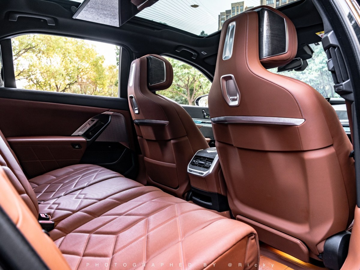 BMW 7 Series 2023 #20 BMW 7 Series 2023 car image #20