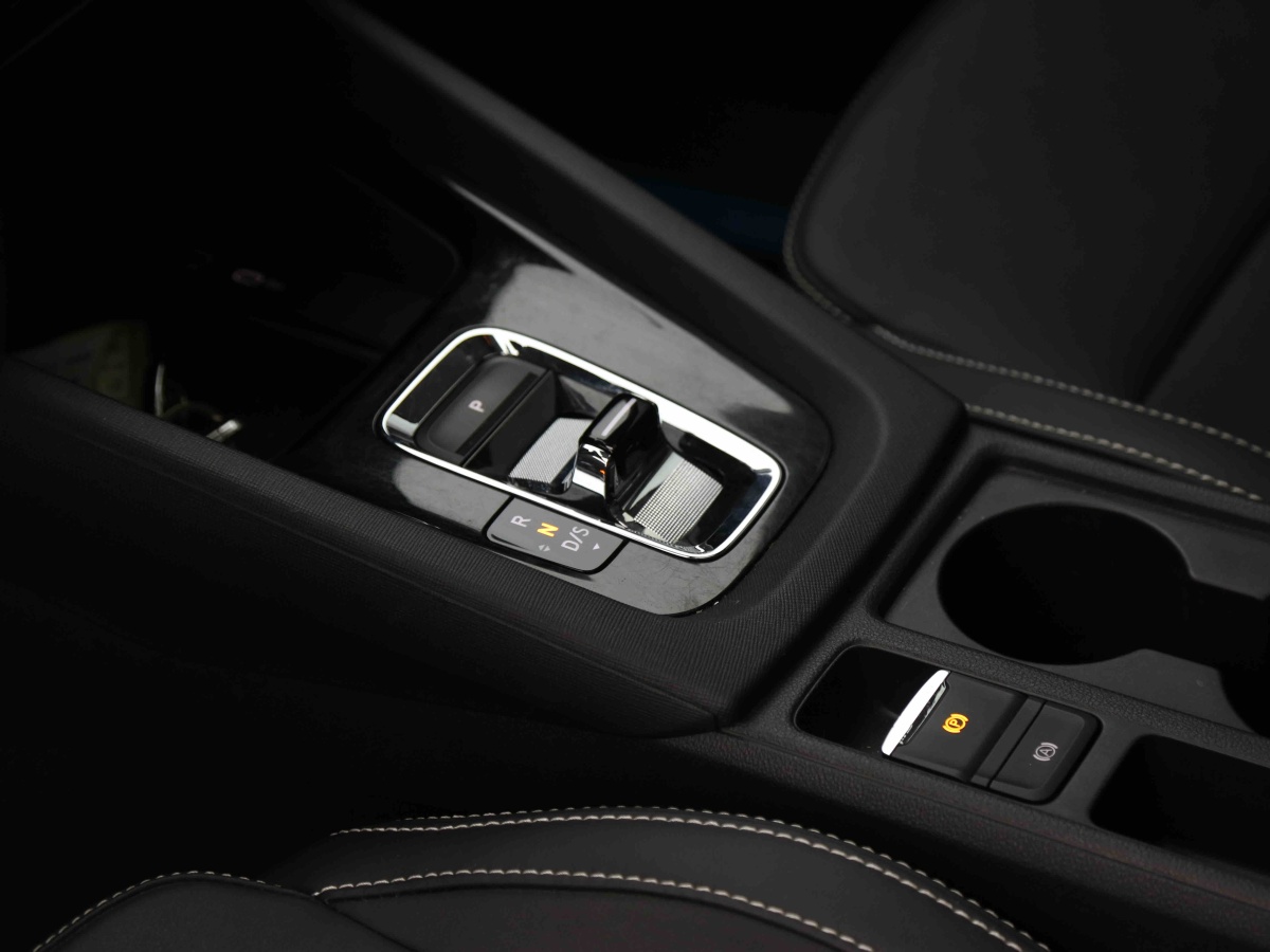 Skoda Octavia 2023 #20 Skoda Octavia 2023 car image #20