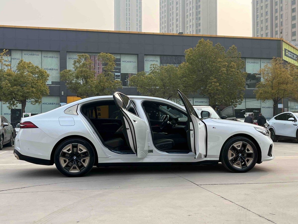 BMW i5 2024 #20 BMW i5 2024 изображение автомобиля #20