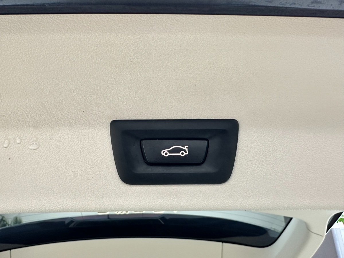 BMW iX3 2021 immagine di auto #20