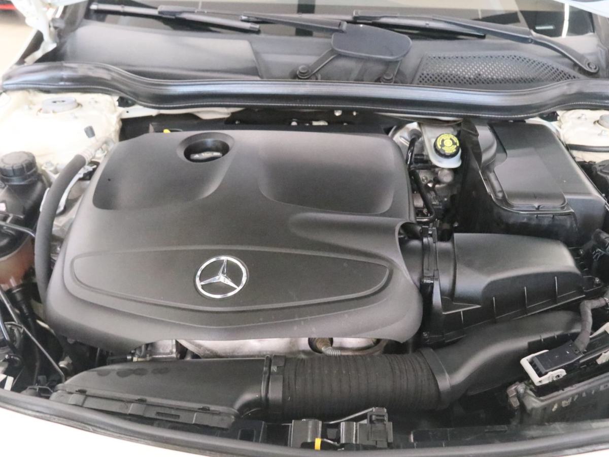 Mercedes-Benz CLA Class (Imported) 2015 immagine di auto #20