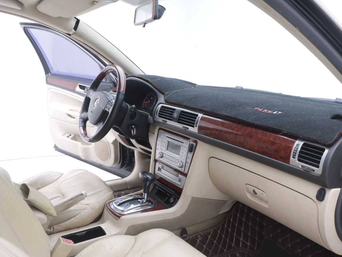 Volkswagen Passat Lingyu 2011 car image #20