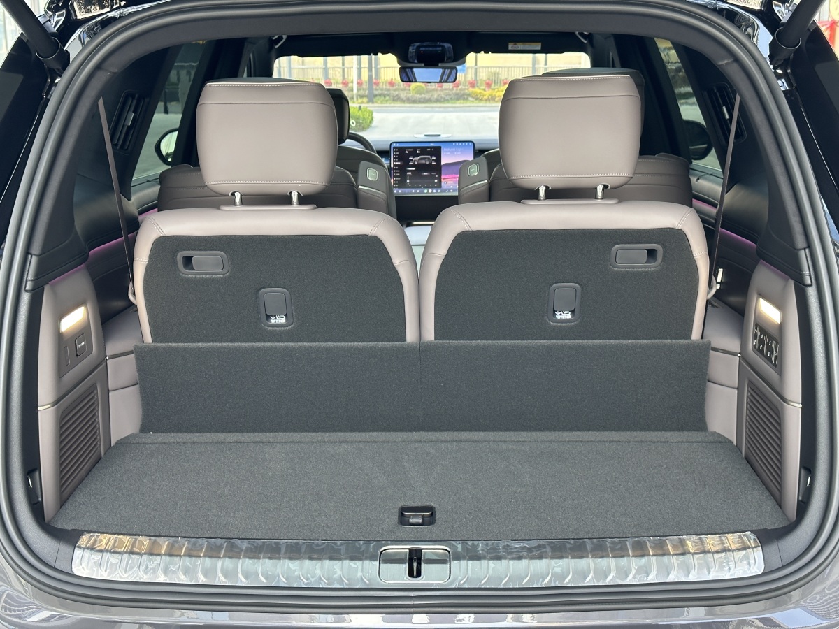 蔚来 蔚来ES8 2026 汽车图片 #20