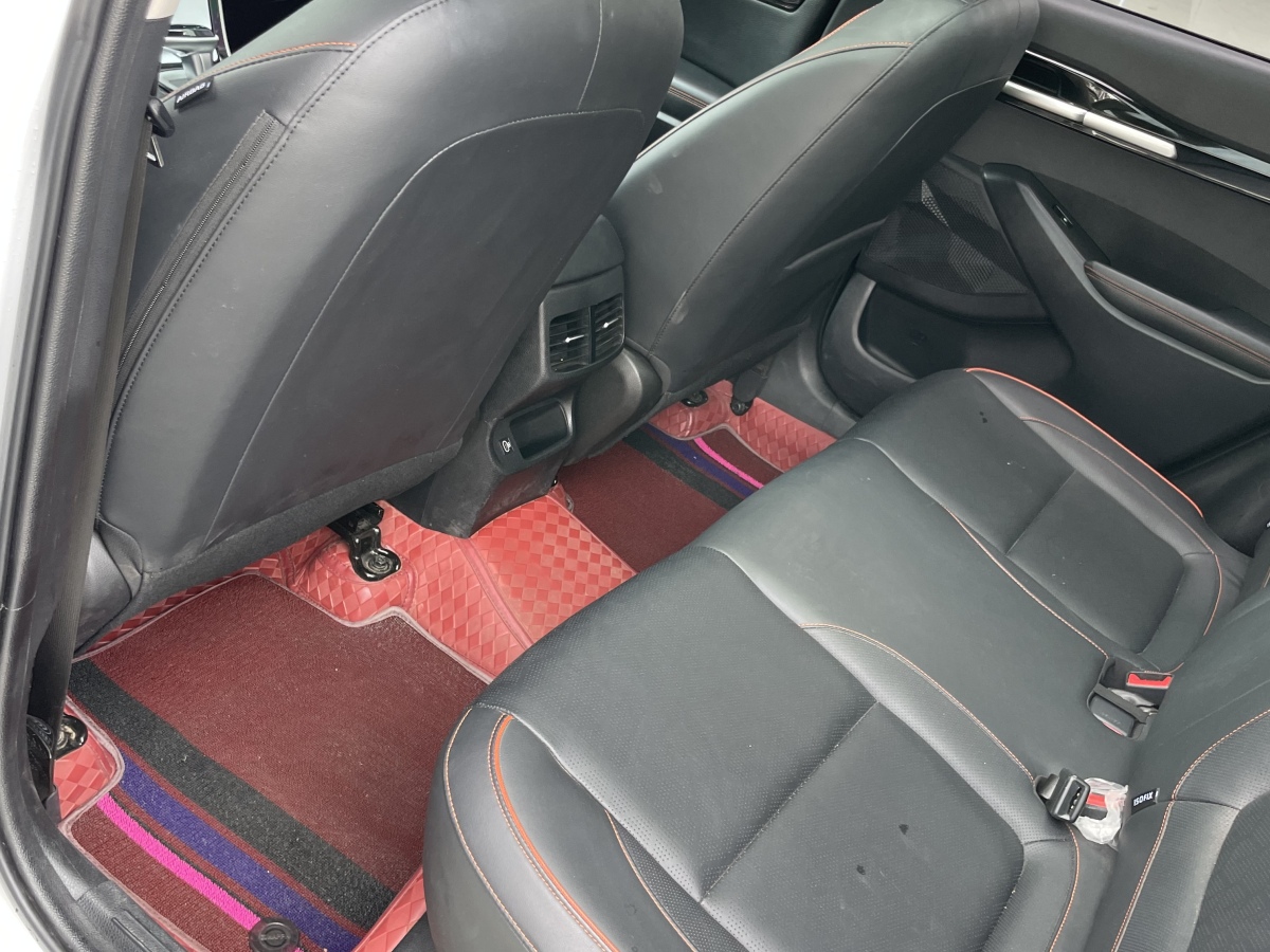 Kia Seltos 2023 imagen de coche #20