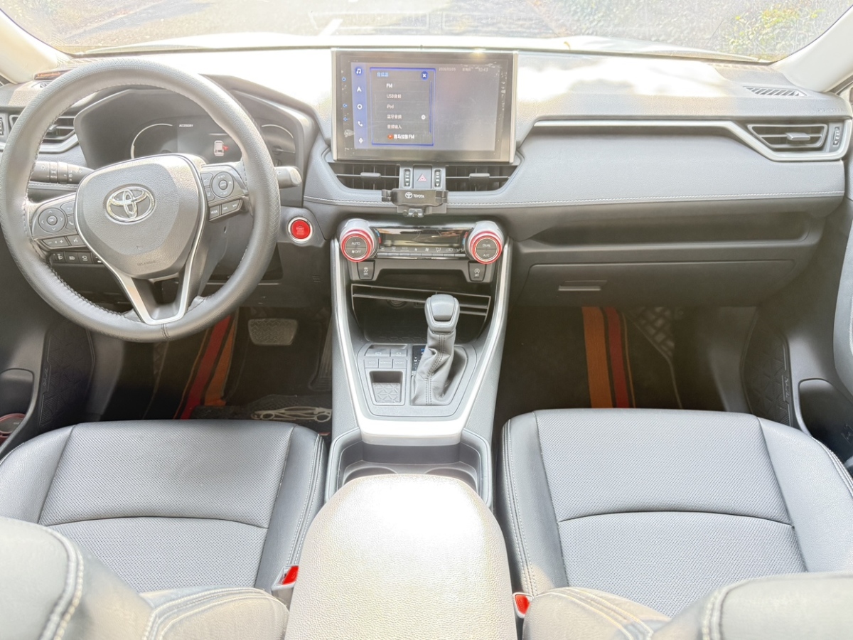 Toyota RAV4 2021 #20 Toyota RAV4 2021 car image #20