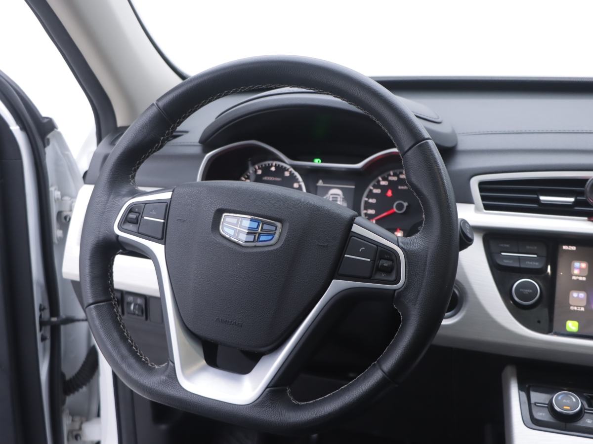 GEELY Boyue 2018 immagine di auto #20