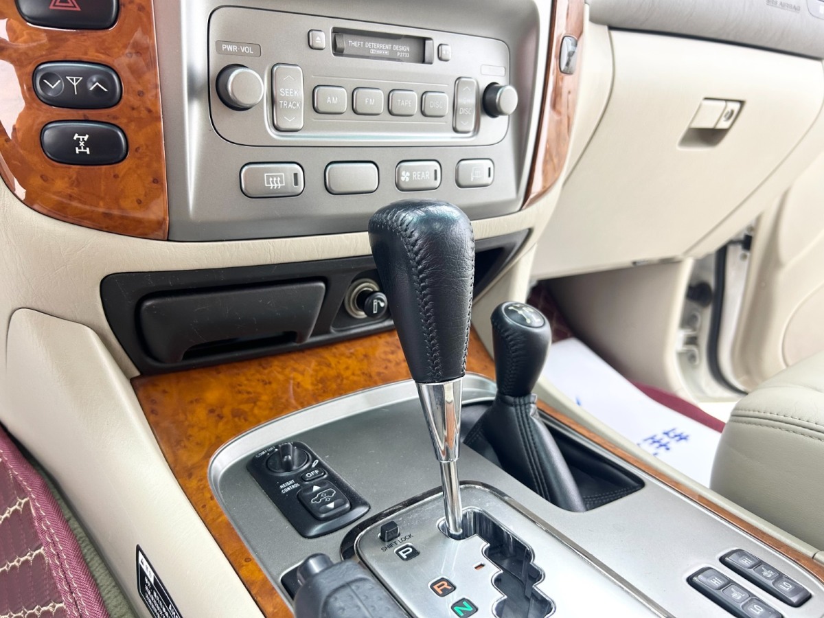 Toyota Land Cruiser 2005 immagine di auto #20