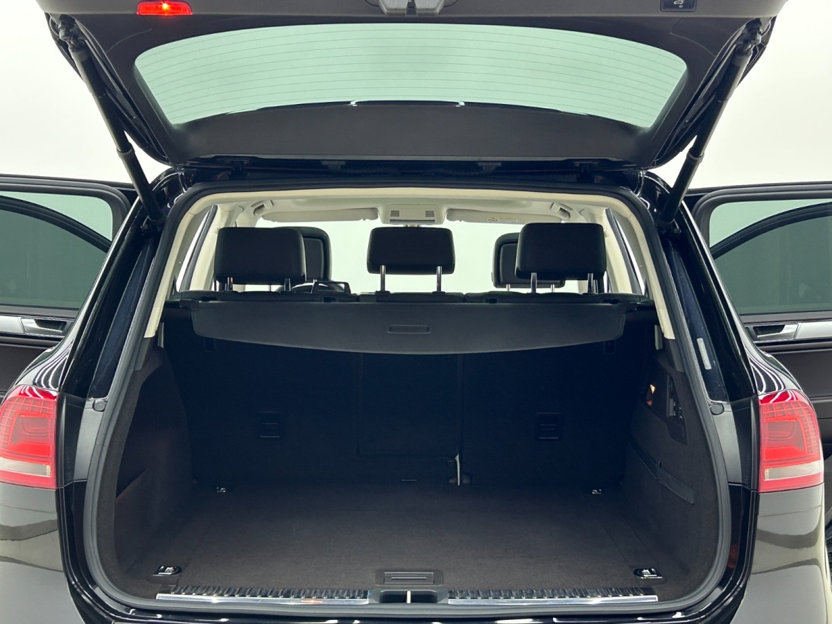 Volkswagen Touareg 2017 immagine di auto #20