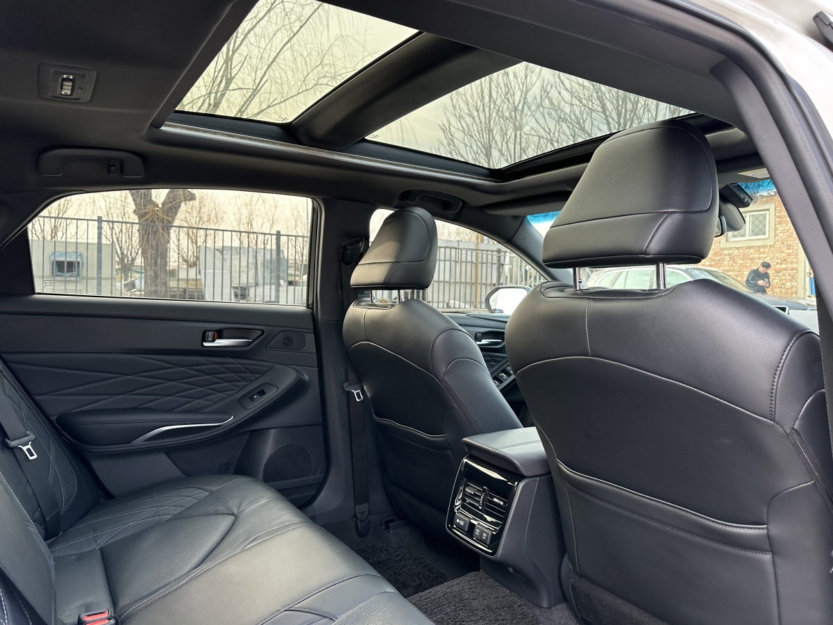 Toyota Avalon 2019 car image #20