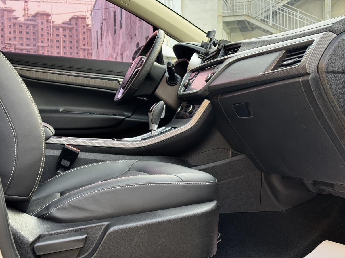 GEELY Emgrand GS 2018 car image #20