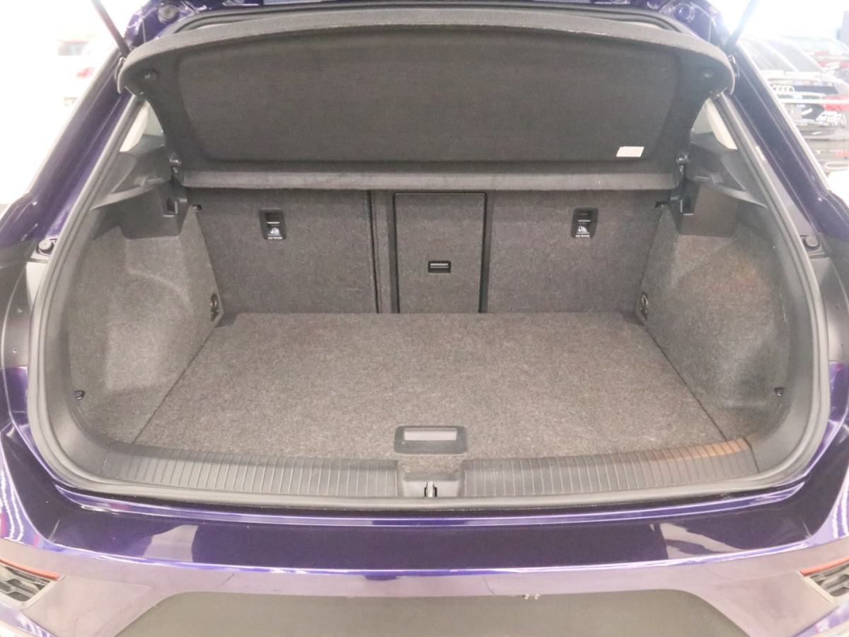 Volkswagen T-Roc 2019 car image #20