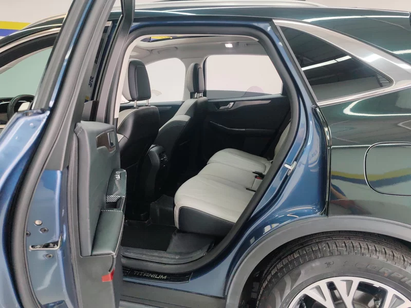 Ford Escape 2022 immagine di auto #20