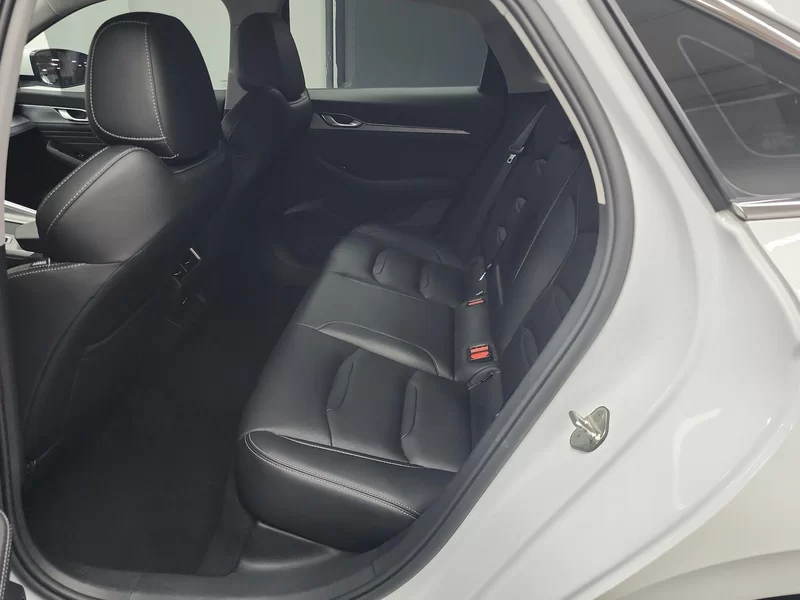 GEELY PrefaceL 2022 car image #20