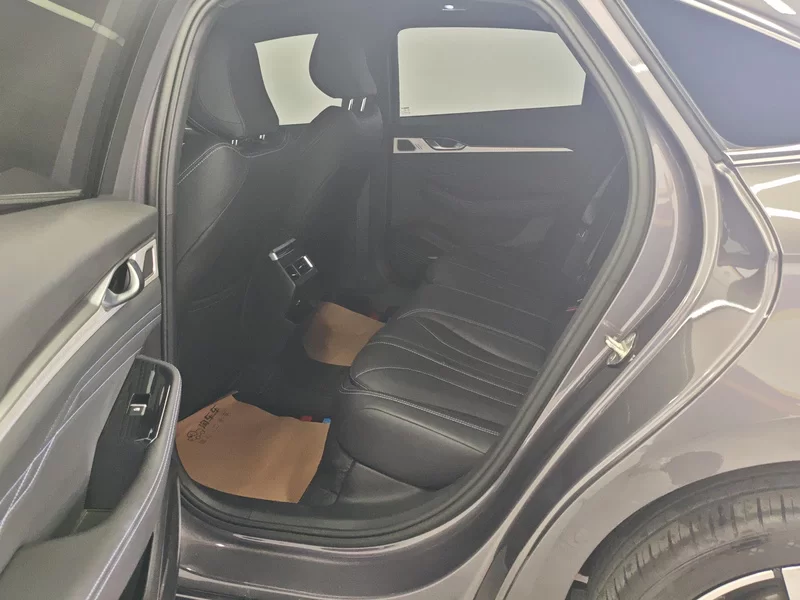 GEELY PrefaceL 2024 car image #20