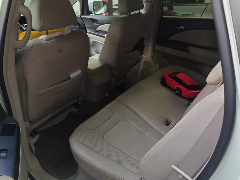 BYD e6 2016 #20 BYD e6 2016 car image #20